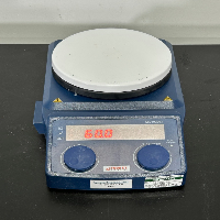 Four E's Digital Magnetic Hotplate Stirrer image 2